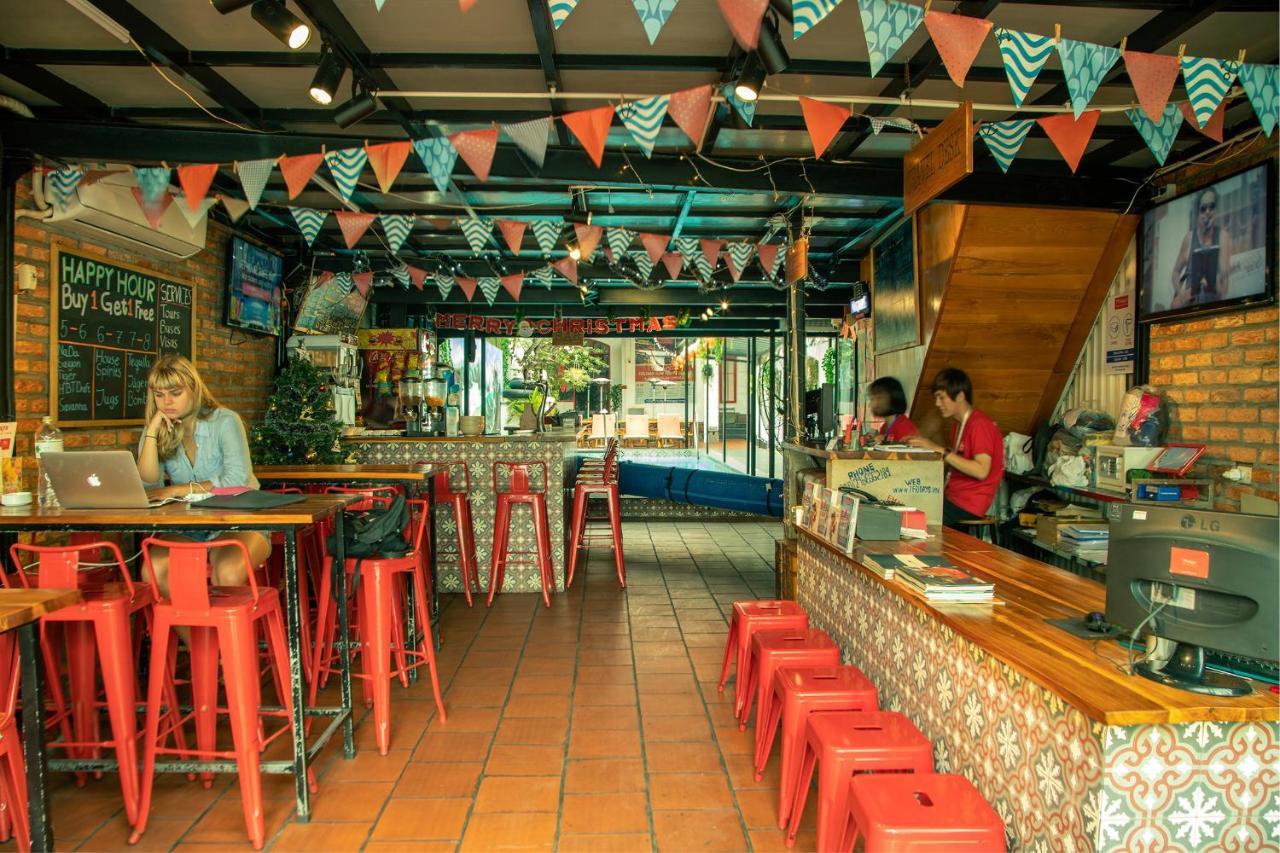 7Fridays West Lake Hostel Tay Ho Екстериор снимка