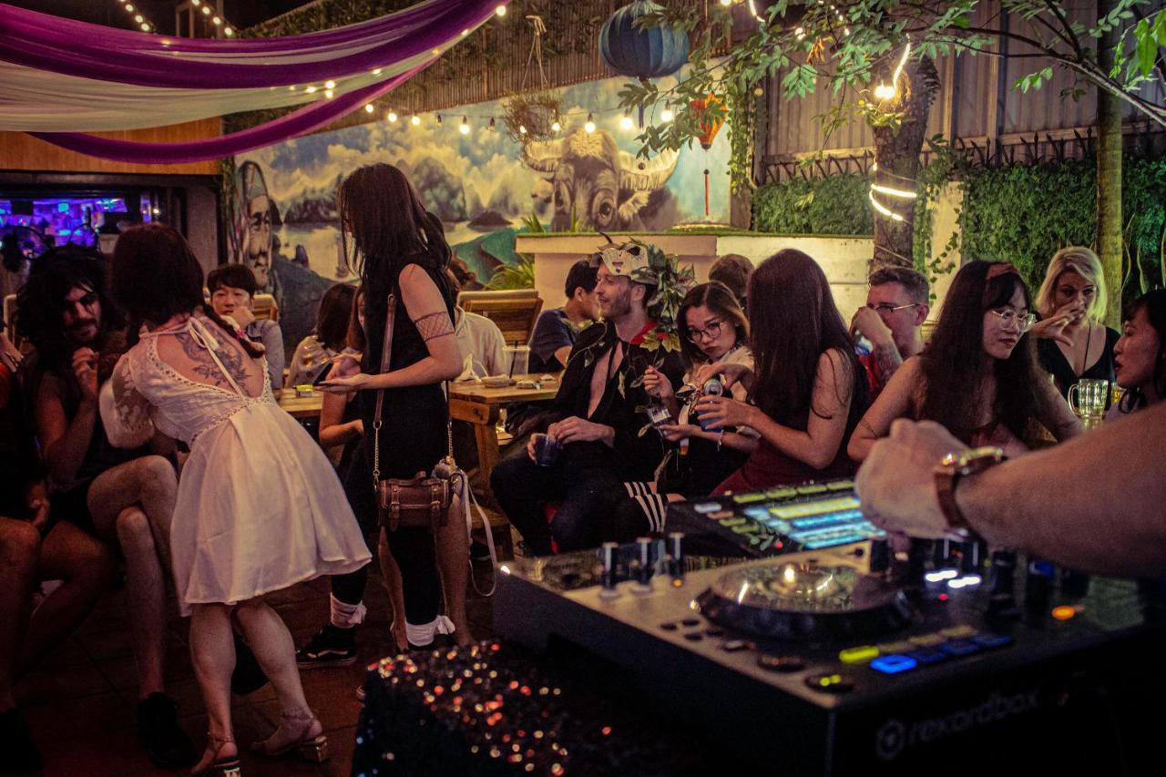 7Fridays West Lake Hostel Tay Ho Екстериор снимка