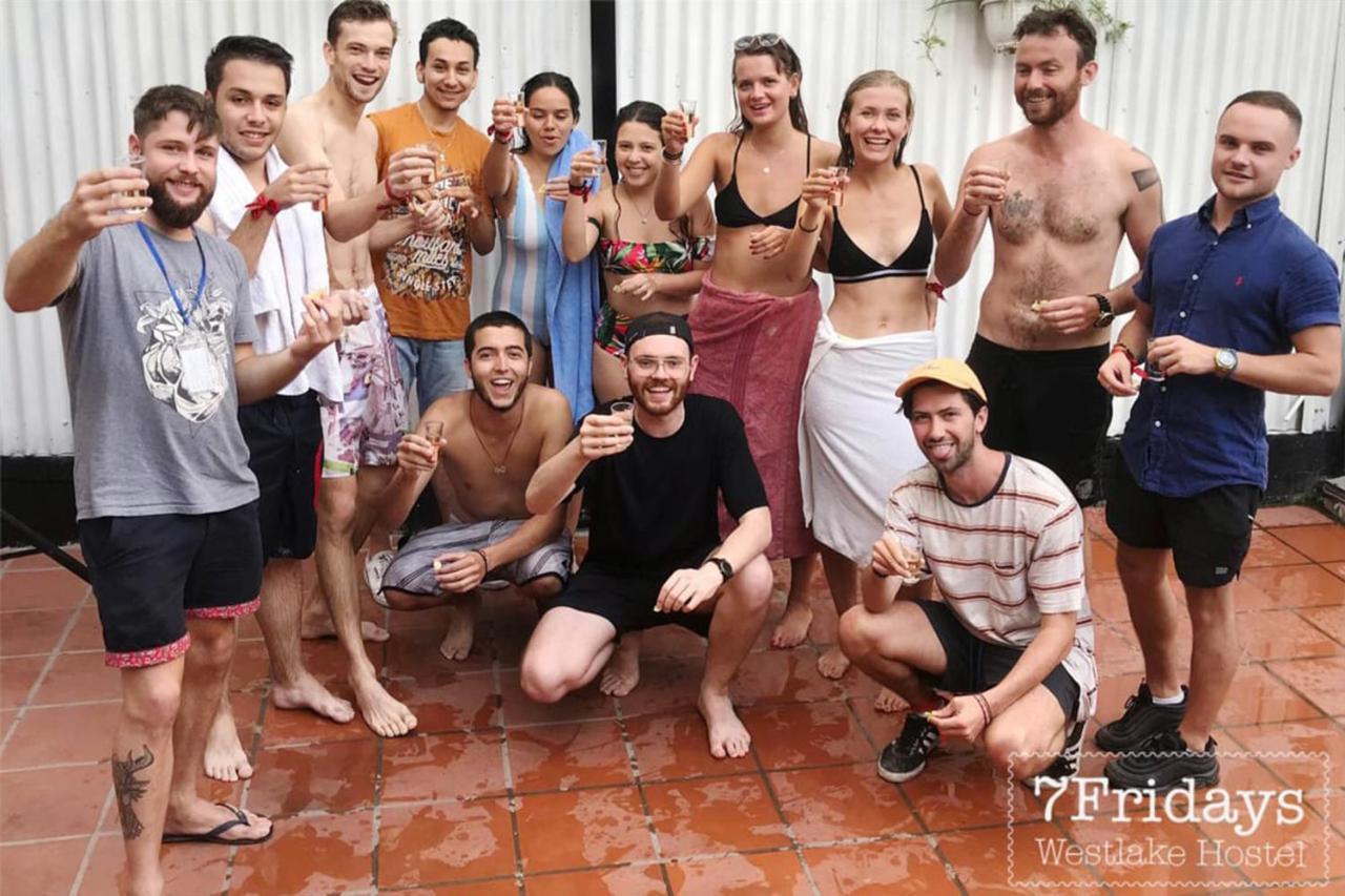 7Fridays West Lake Hostel Tay Ho Екстериор снимка